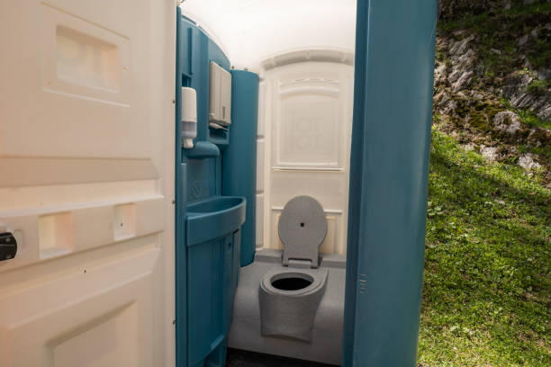 Best High-end porta potty rental  in Newburgh Heights, OH