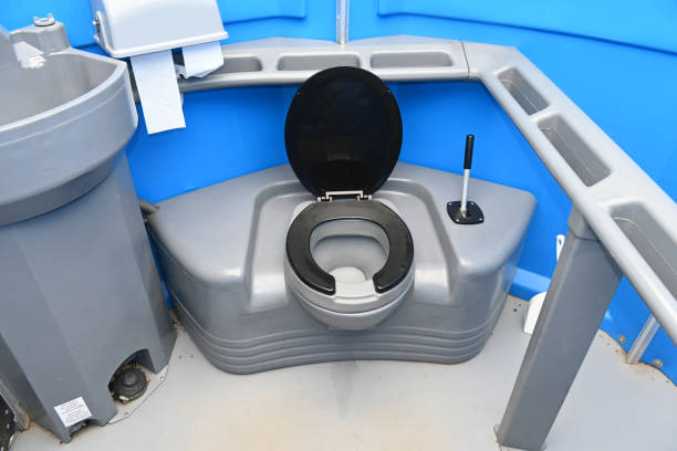 Portable bathroom rental in Newburgh Heights, OH