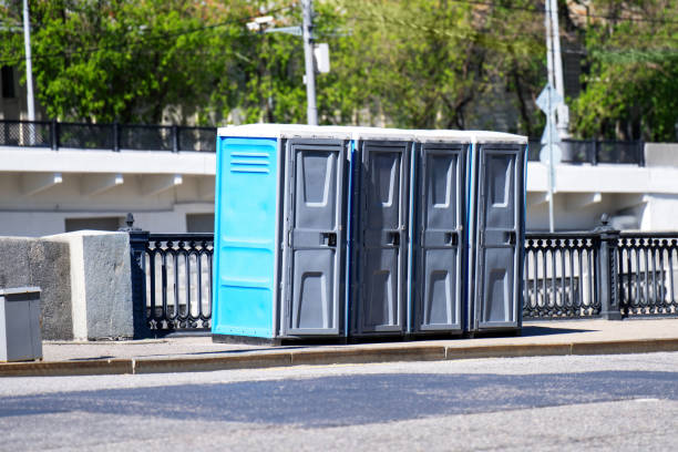 Best Construction site porta potty rental  in Newburgh Heights, OH