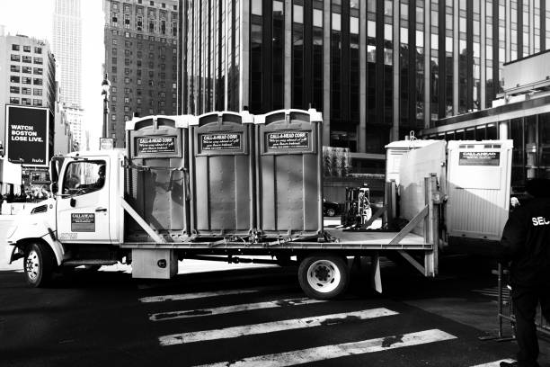 Best Porta potty rental for parties  in Newburgh Heights, OH